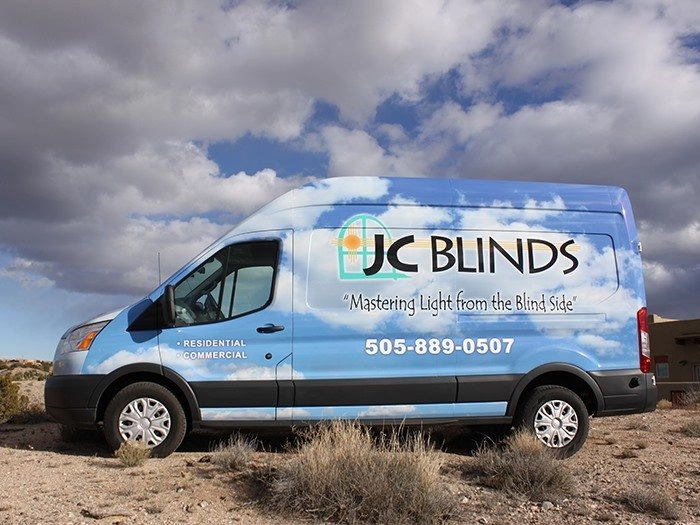 Hunter Douglas Dealer Image