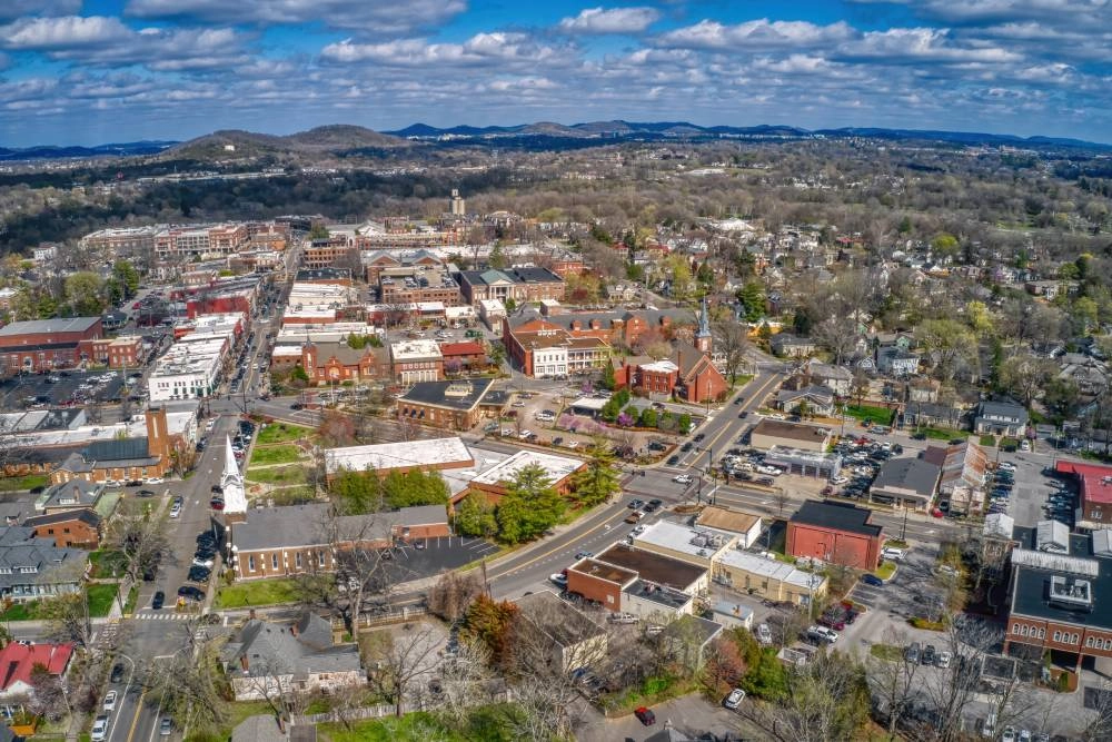 photo: 10041078-tile-aerial-view-of-franklin-tennessee-at-daytime-during-the-spring.jpg