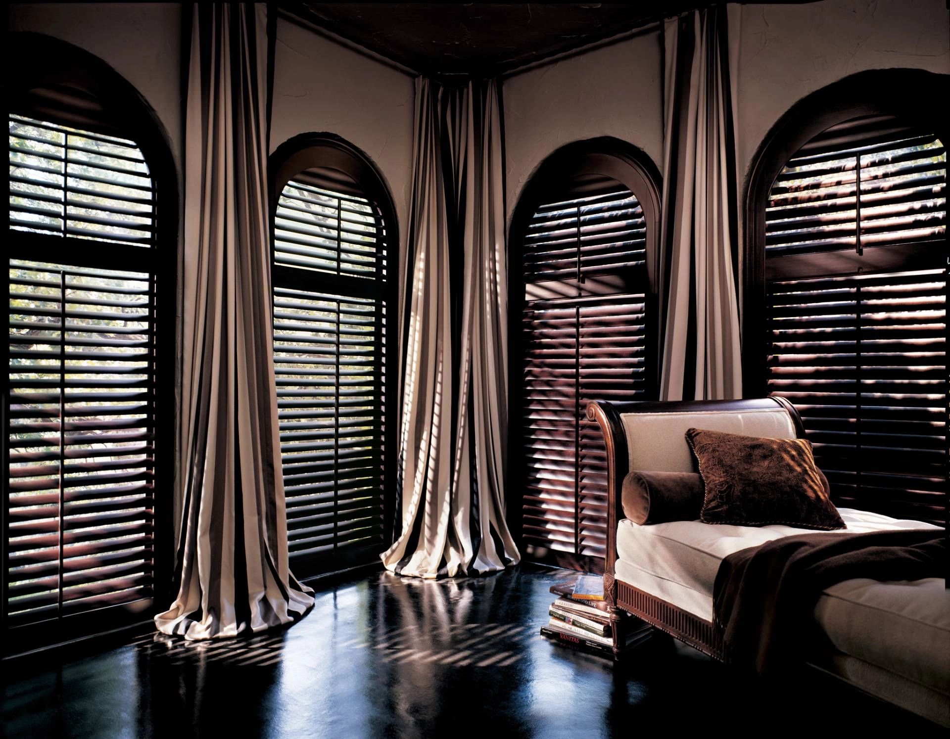 Hunter Douglas Heritance® Wood Shutters for arches near Denver, CO.