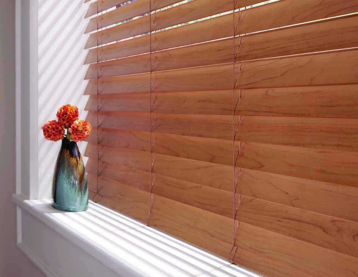 photo: 1101681-banner-how-motorized-window-blinds-improve-your-home.jpg
