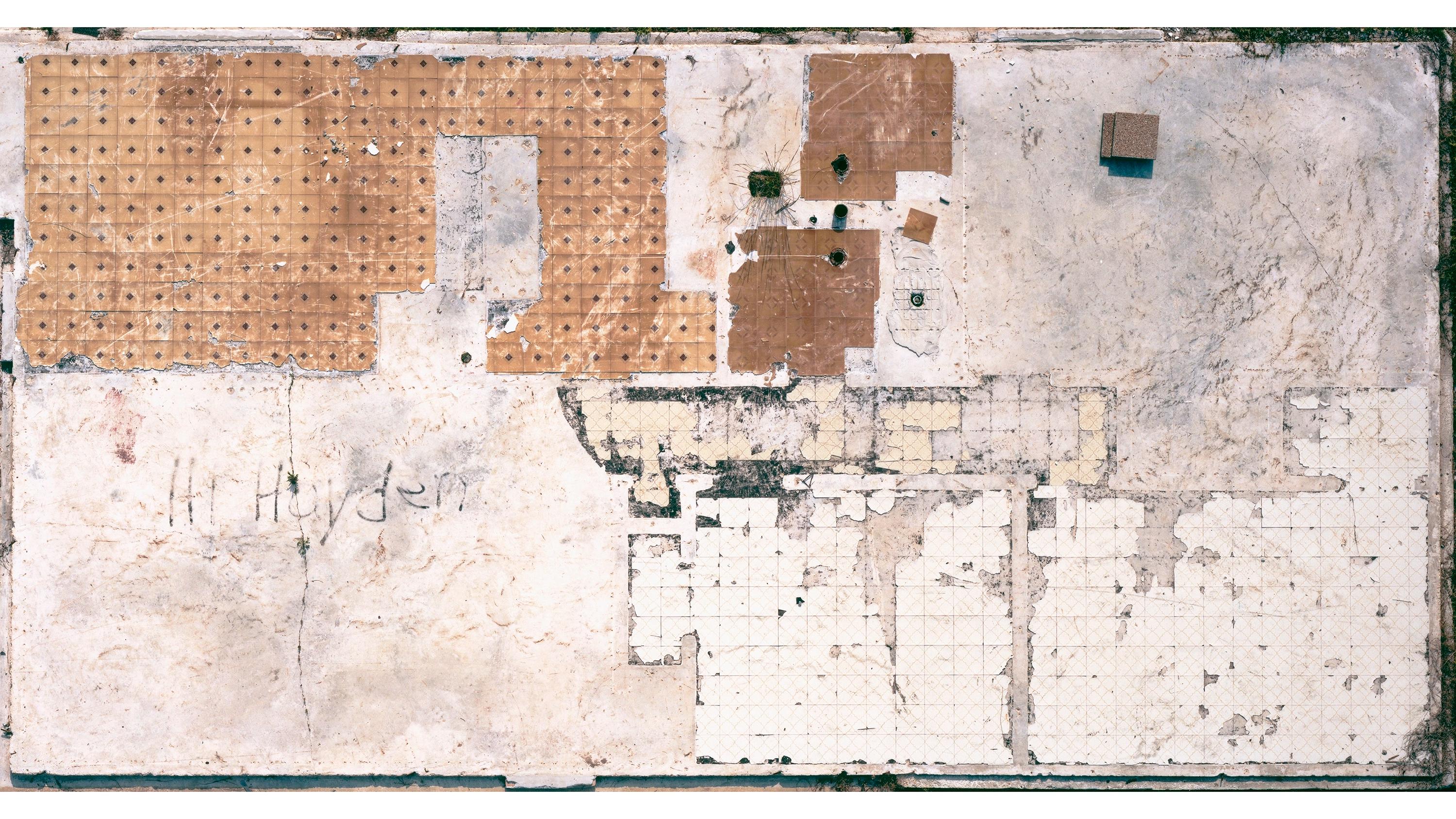 Clay Ketter, 111 Hayden Ave., 2007, C-Print Diasec (unique), 178 × 344 × 5 cm