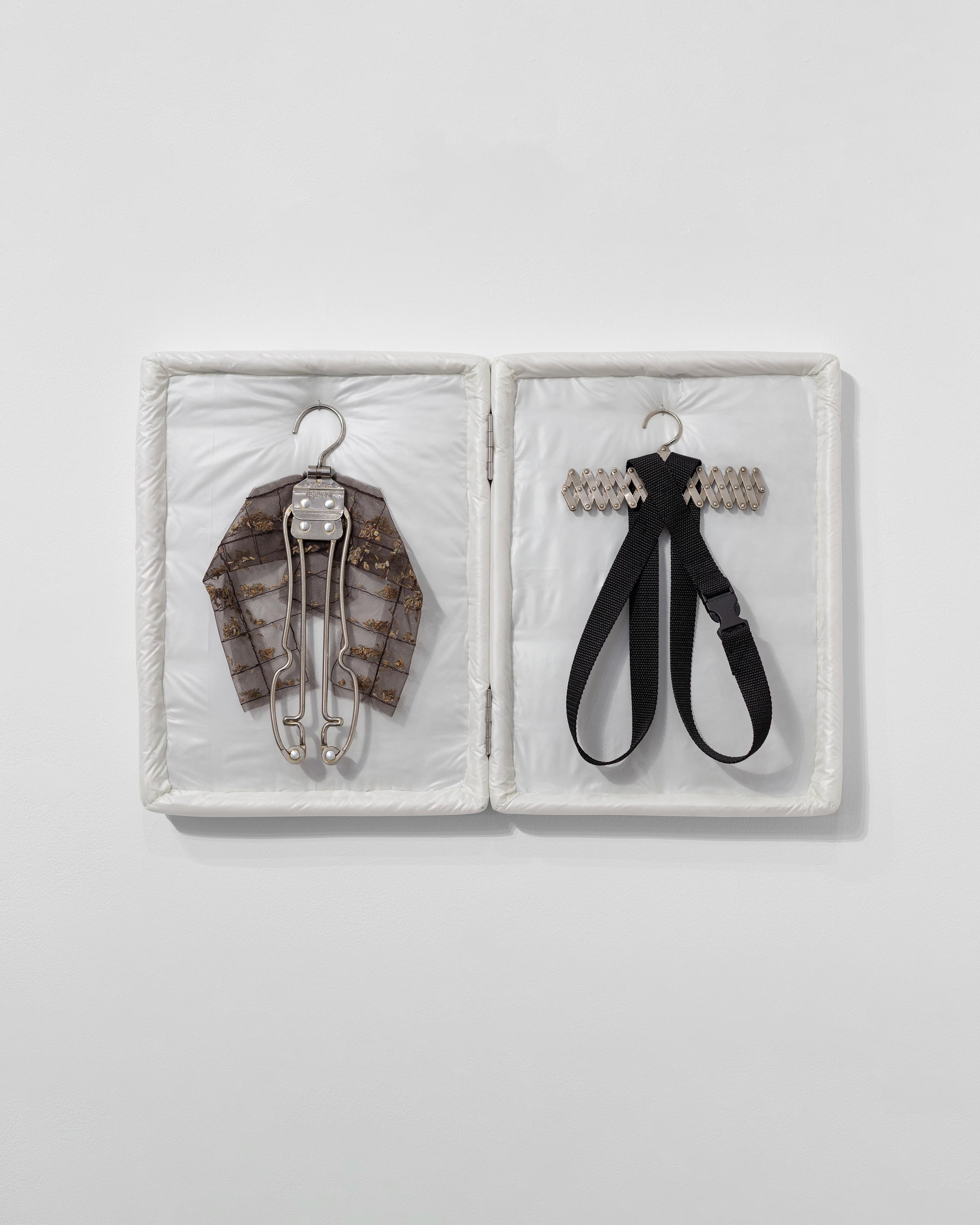 Parachute Double Case with Hangers