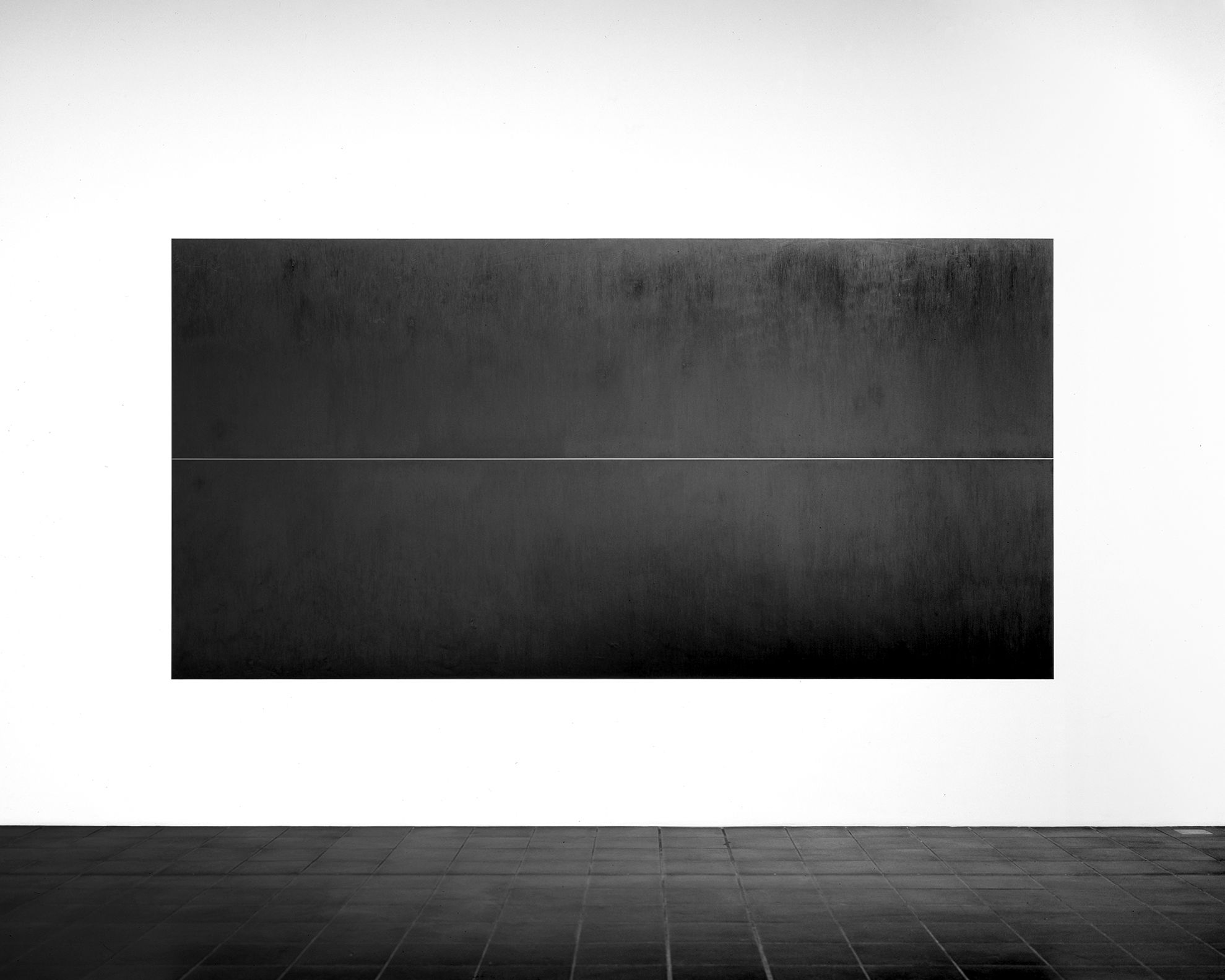 Frank Gerritz Rough Cuts I, 1998 Graphite pencil on wall 180 x 360 cm