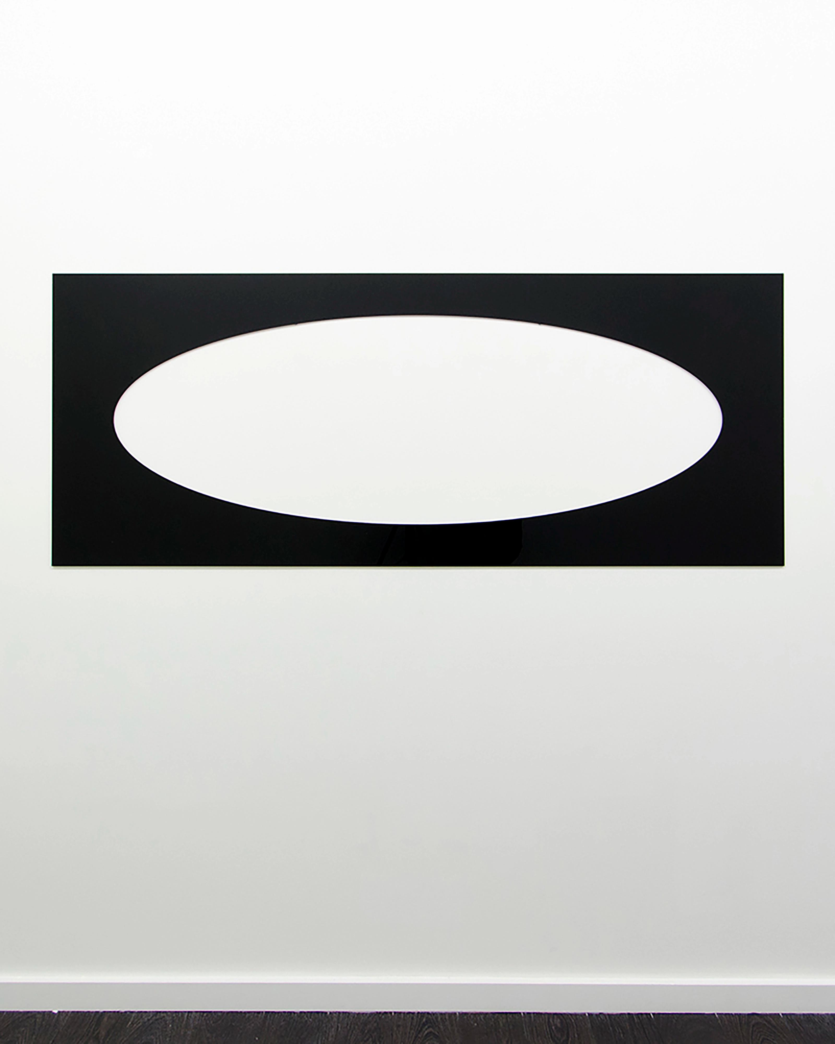 Reflective Editor: One Horizontal Elliptical Hole, Parallel Pattern