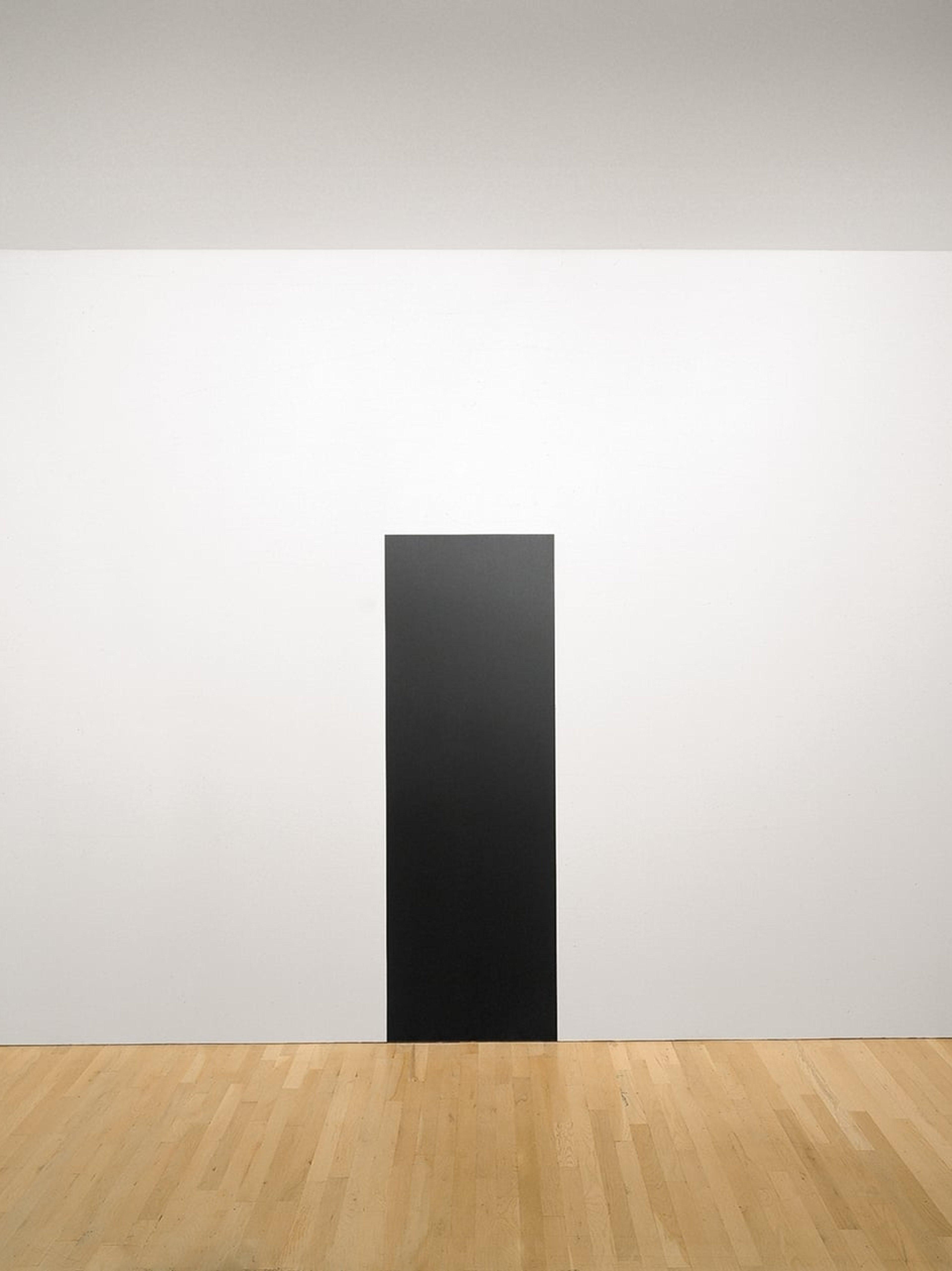 Frank Gerritz The Center Drawing, 1994 Graphite pencil on wall 180 x 60 cm Wynn Karmarsky: The Fifth Floor Foundation, New York, NY, USA