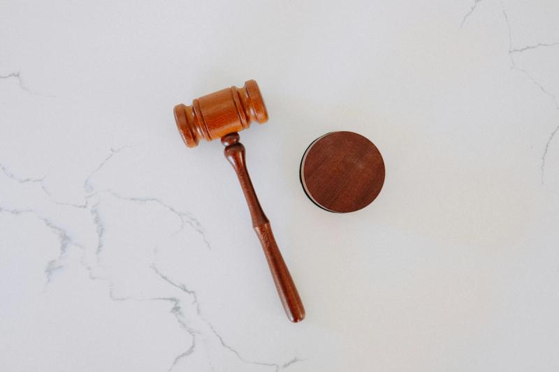Navigating the Legal Maze: A Guide to Cold Calling and Consent with Voice AI