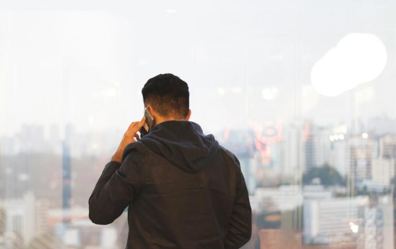 Top Five Use Cases for AI Phone Agents Across Industries