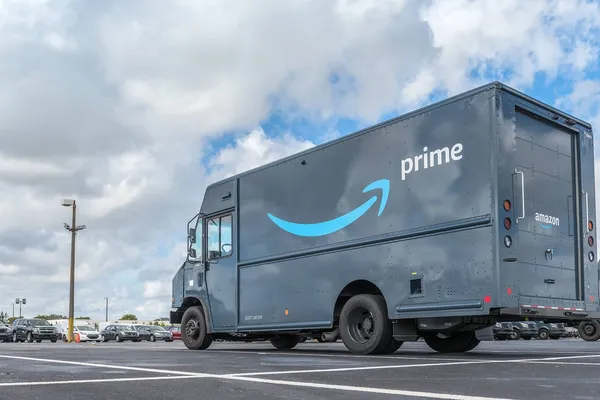 Managing Orders from Multiple Sales Channels in One Platform