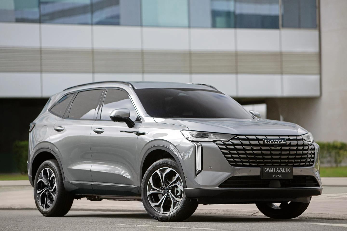 Híbrido plug-in flex com 393 cv e tração integral