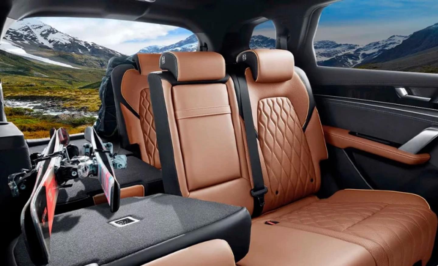 O primeiro SUV 100% elétrico 7 lugares