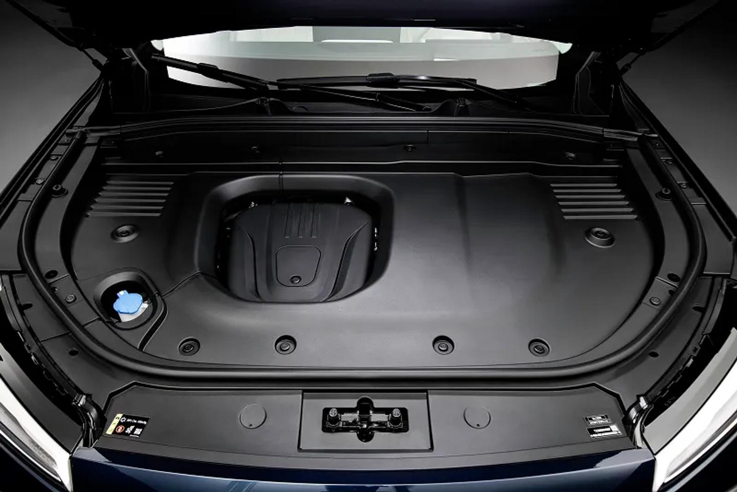 Tecnologia Hi4: 517 cv e até 185 km de autonomia elétrica