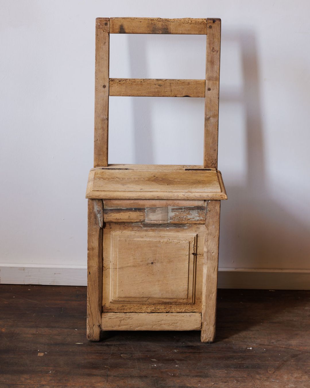 Salt Box Chair