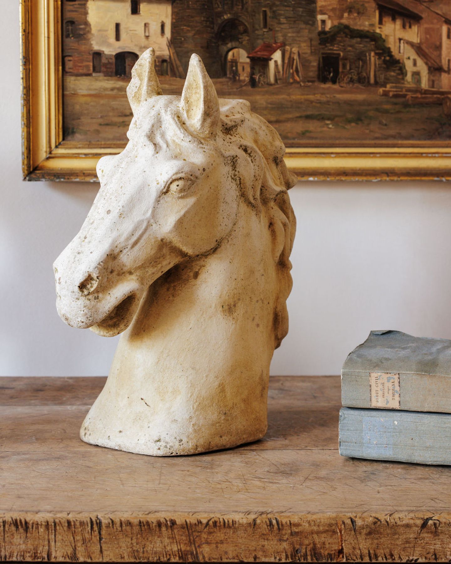 Le Cheval Bust