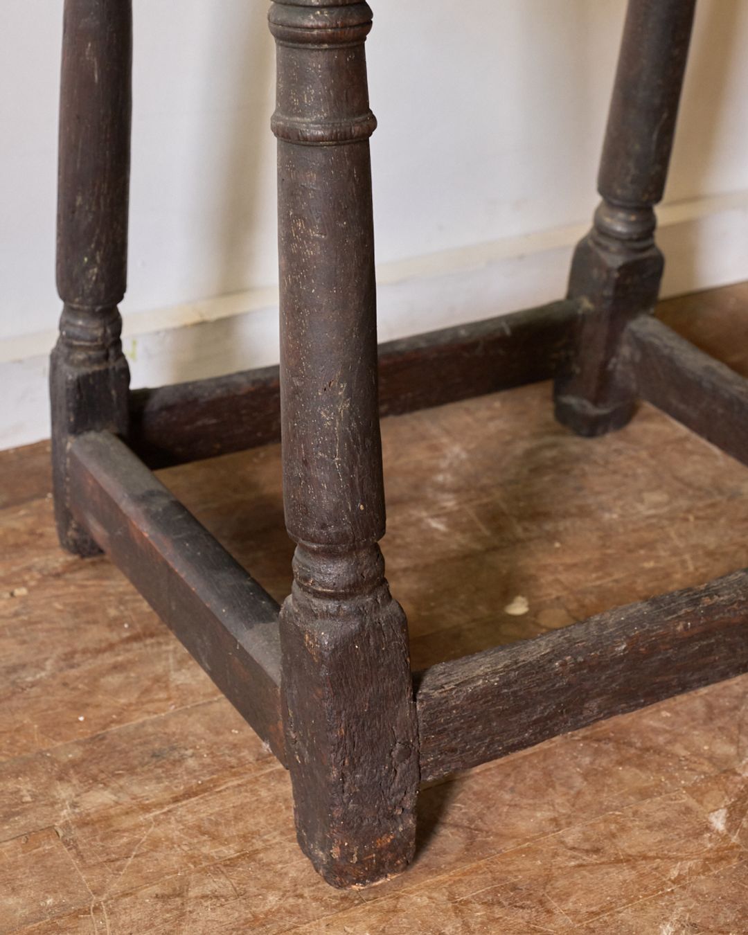 18th c. English Side Table