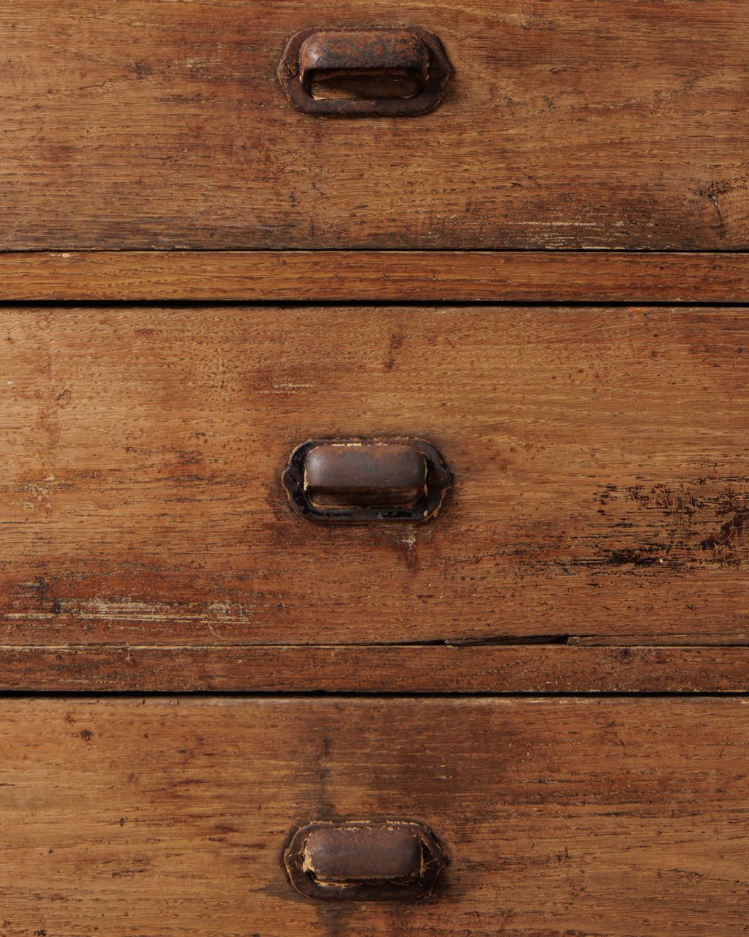 Apothecary Dresser