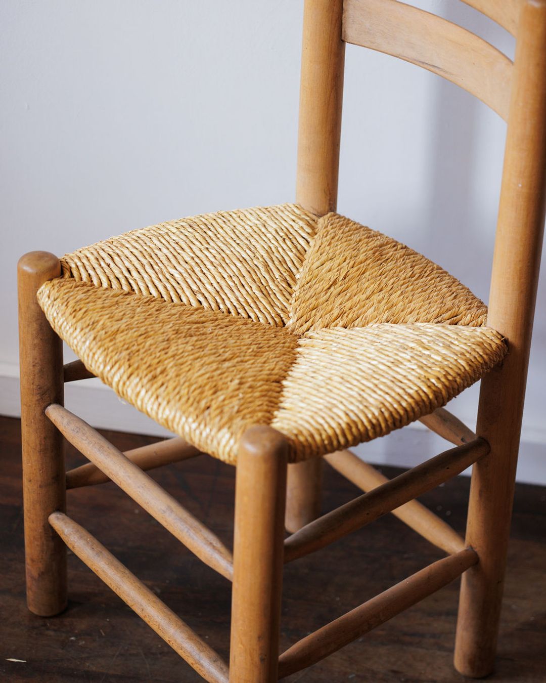 Vintage Rush Chair