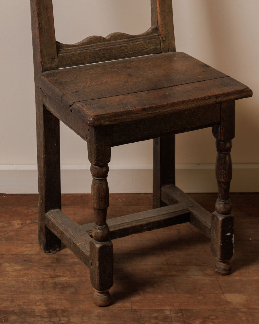Lorraine Chair - Dark