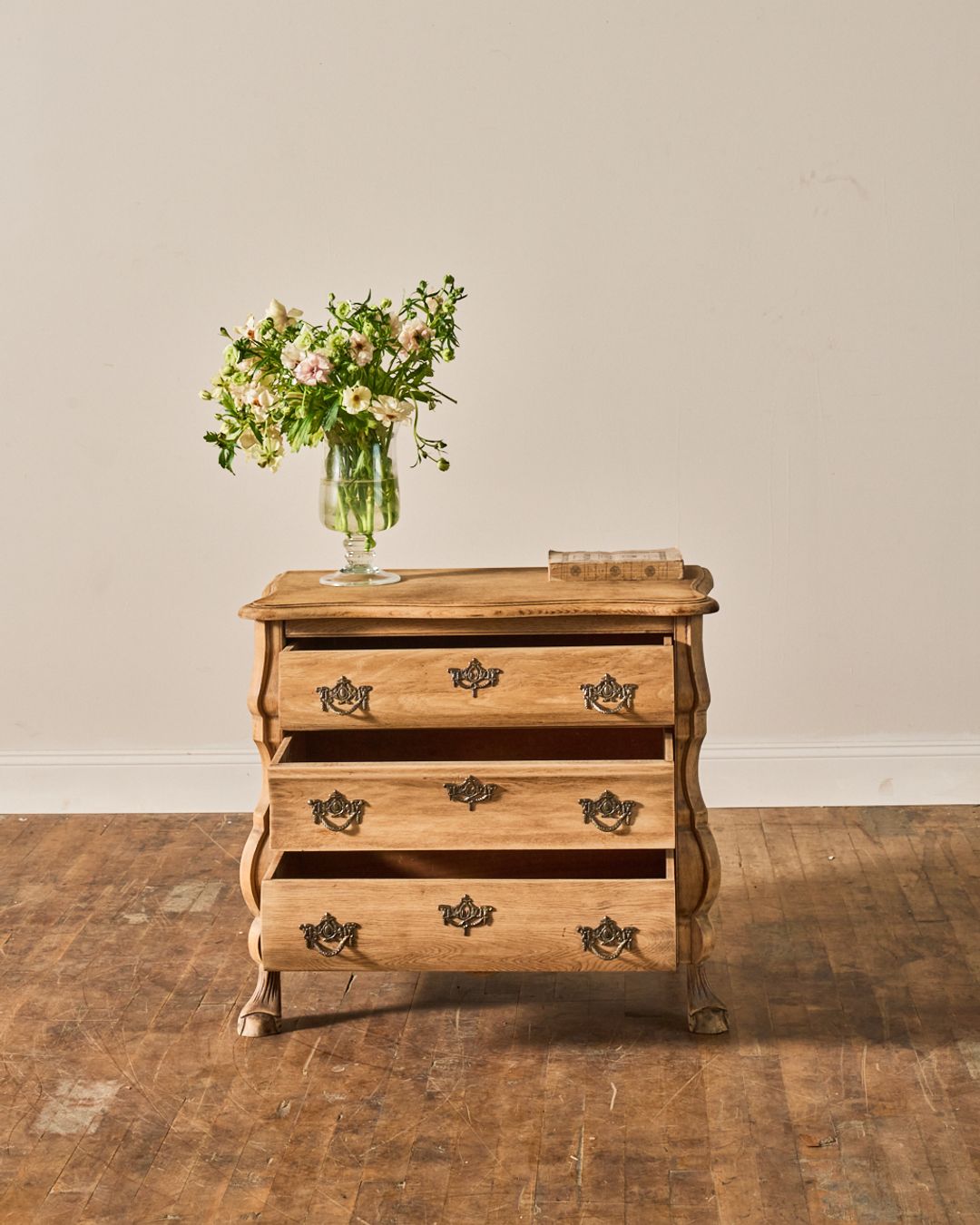 18th c. Dutch Dresser