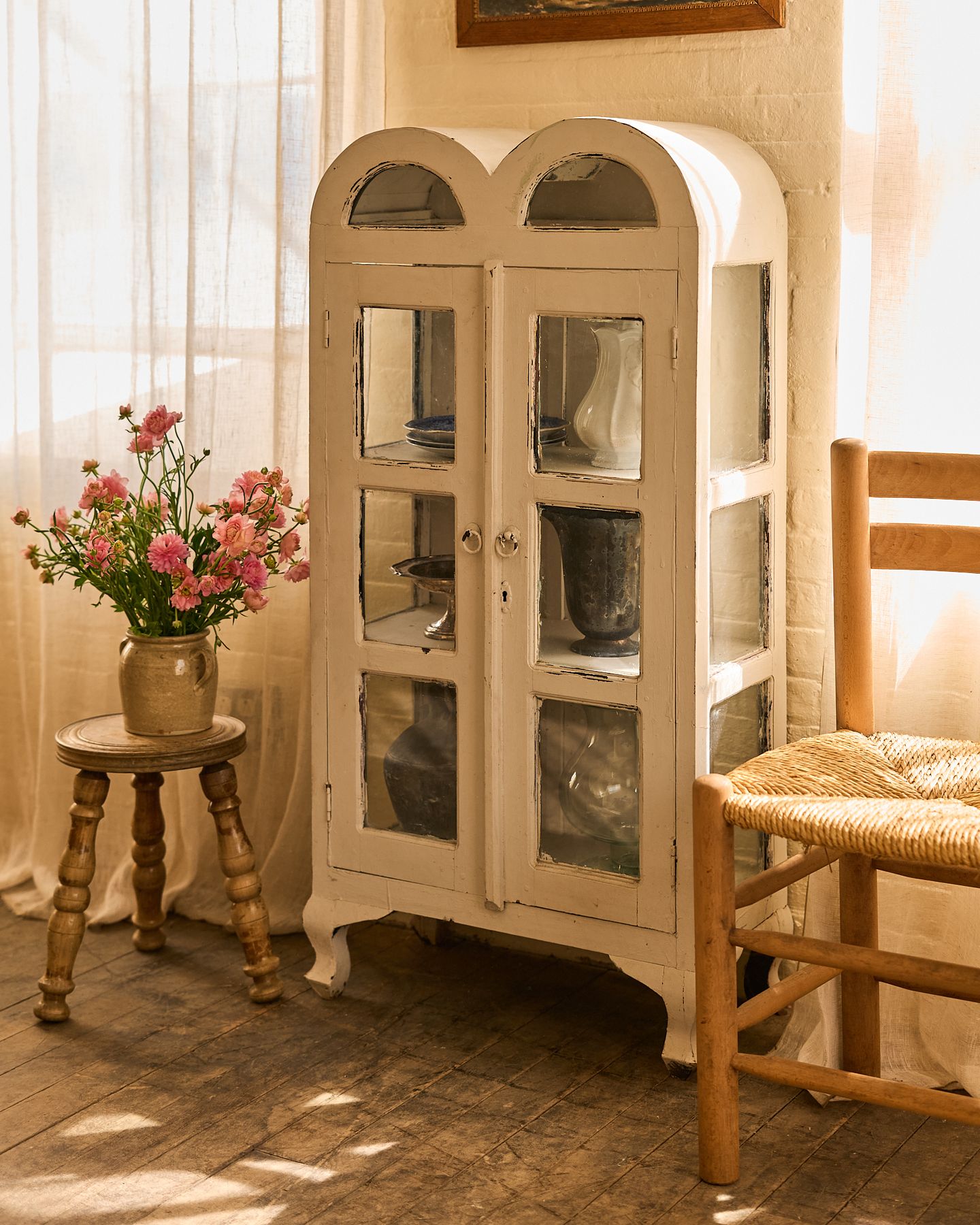 Scallop Cupboard