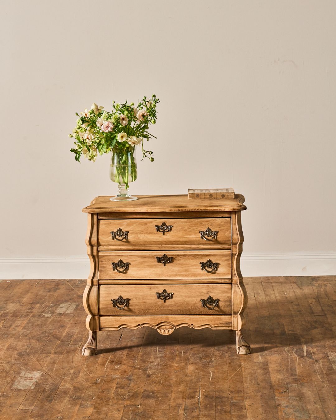 18th c. Dutch Dresser