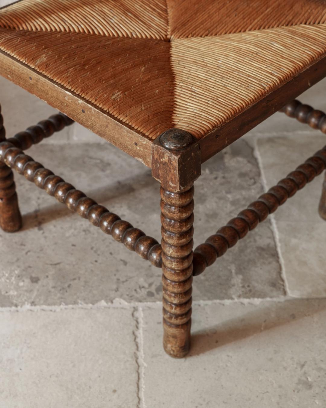 Rush Corner Chair