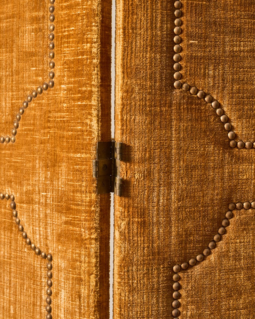 Antique Mustard Screen
