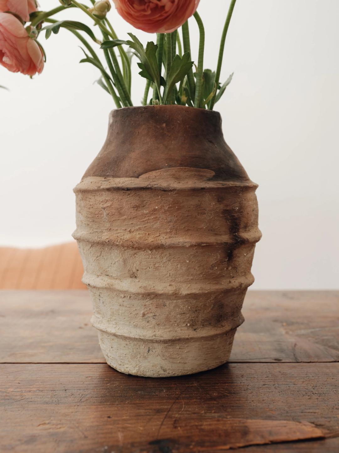 Gafsa Natural Ridged Vessel