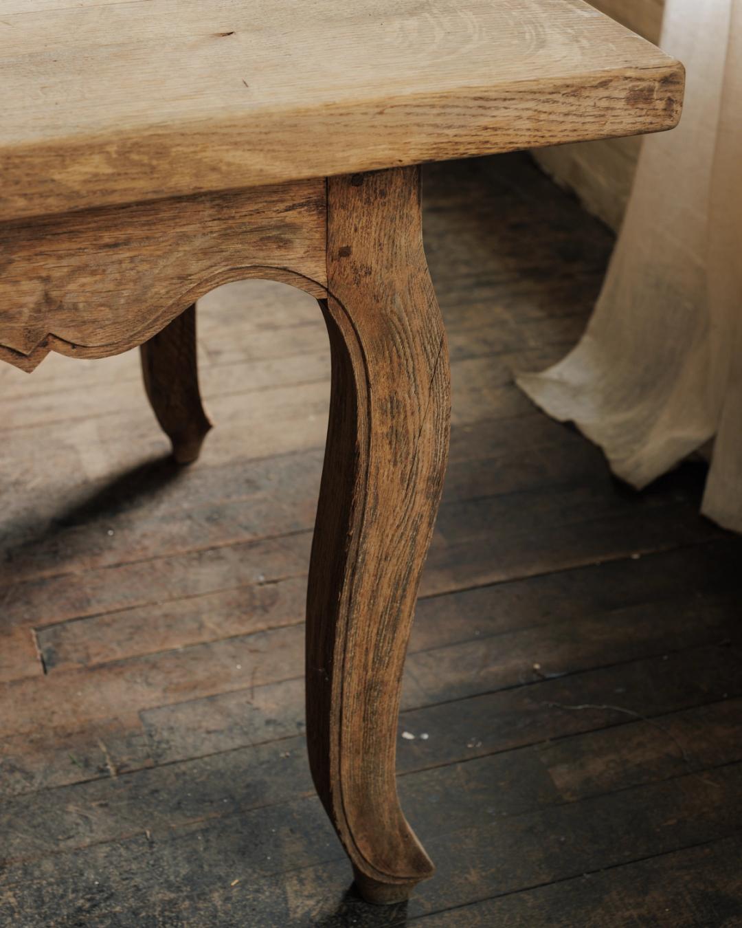 Scalloped Oak Farm Table
