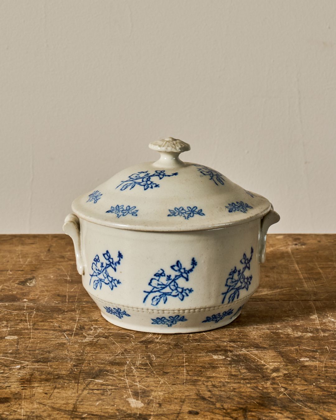 Saint Uze Sugar Pot