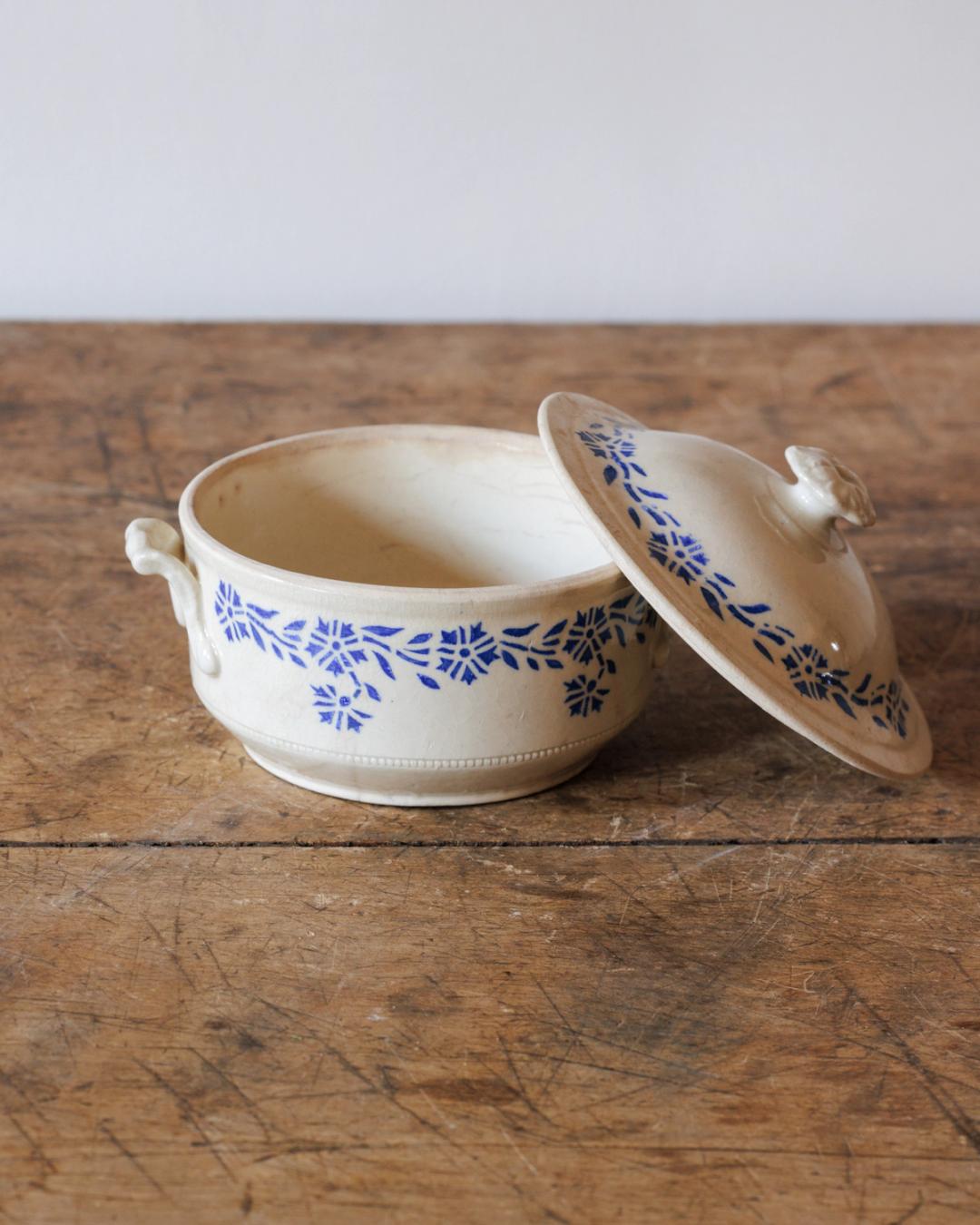 Petit Saint Uze Tureen - II
