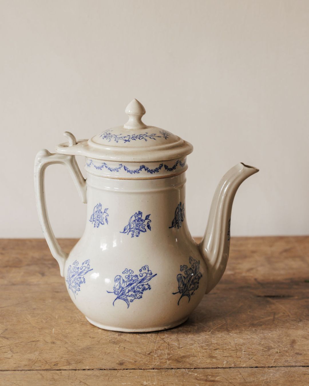 Saint Uze Teapot Set