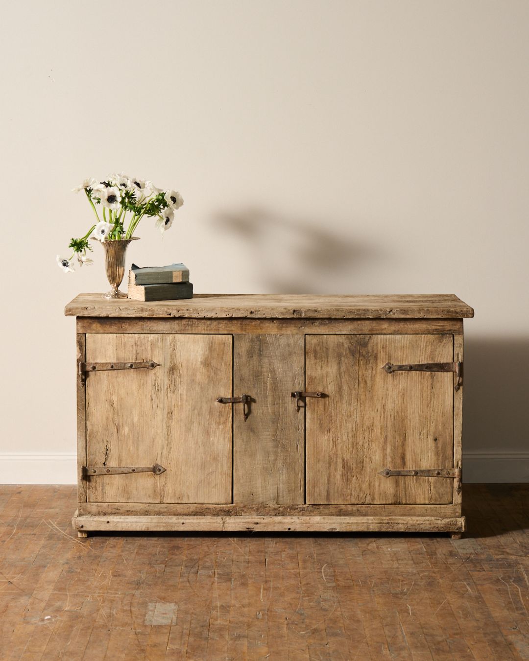 Catalan Sideboard