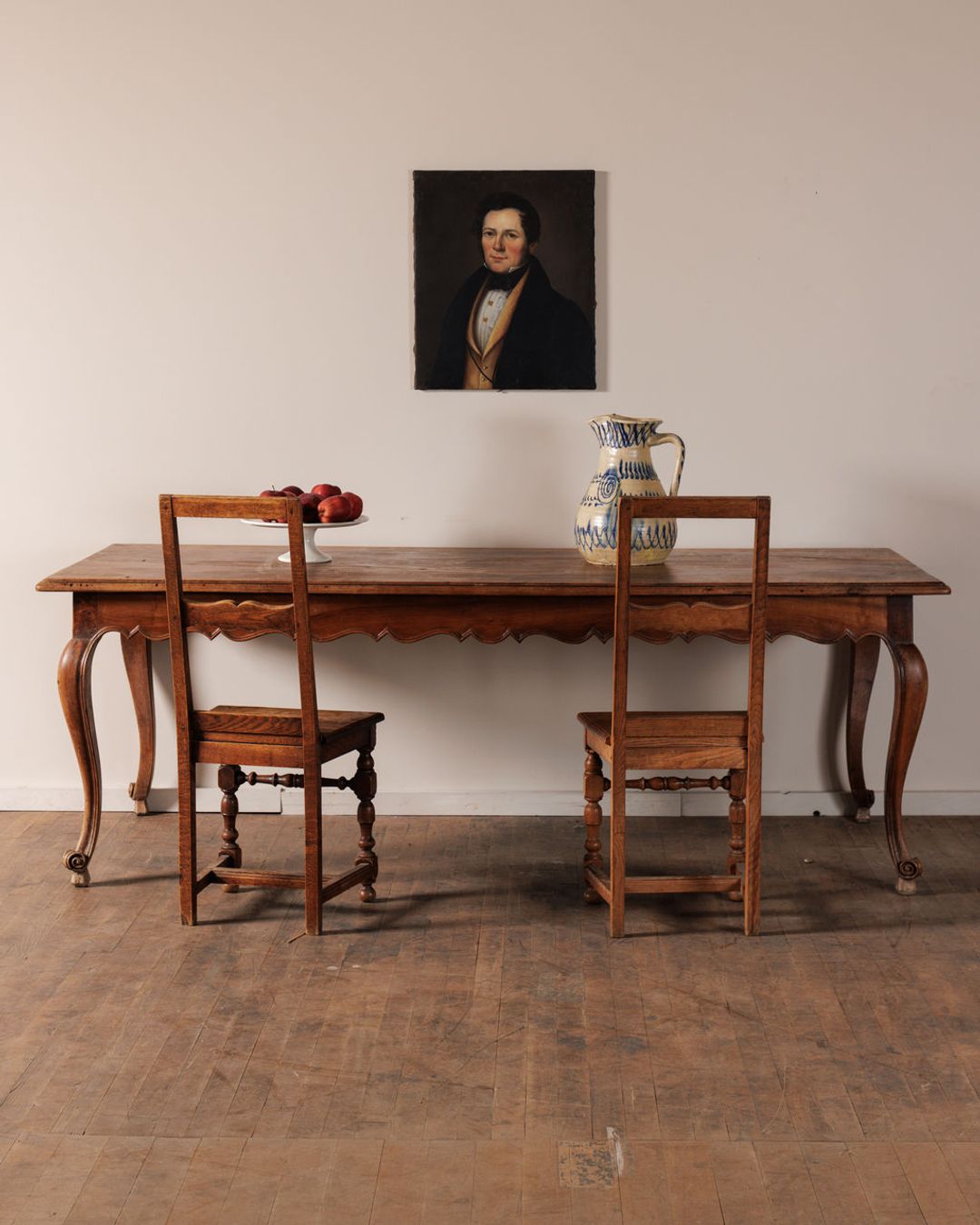 Scallop Dining Table