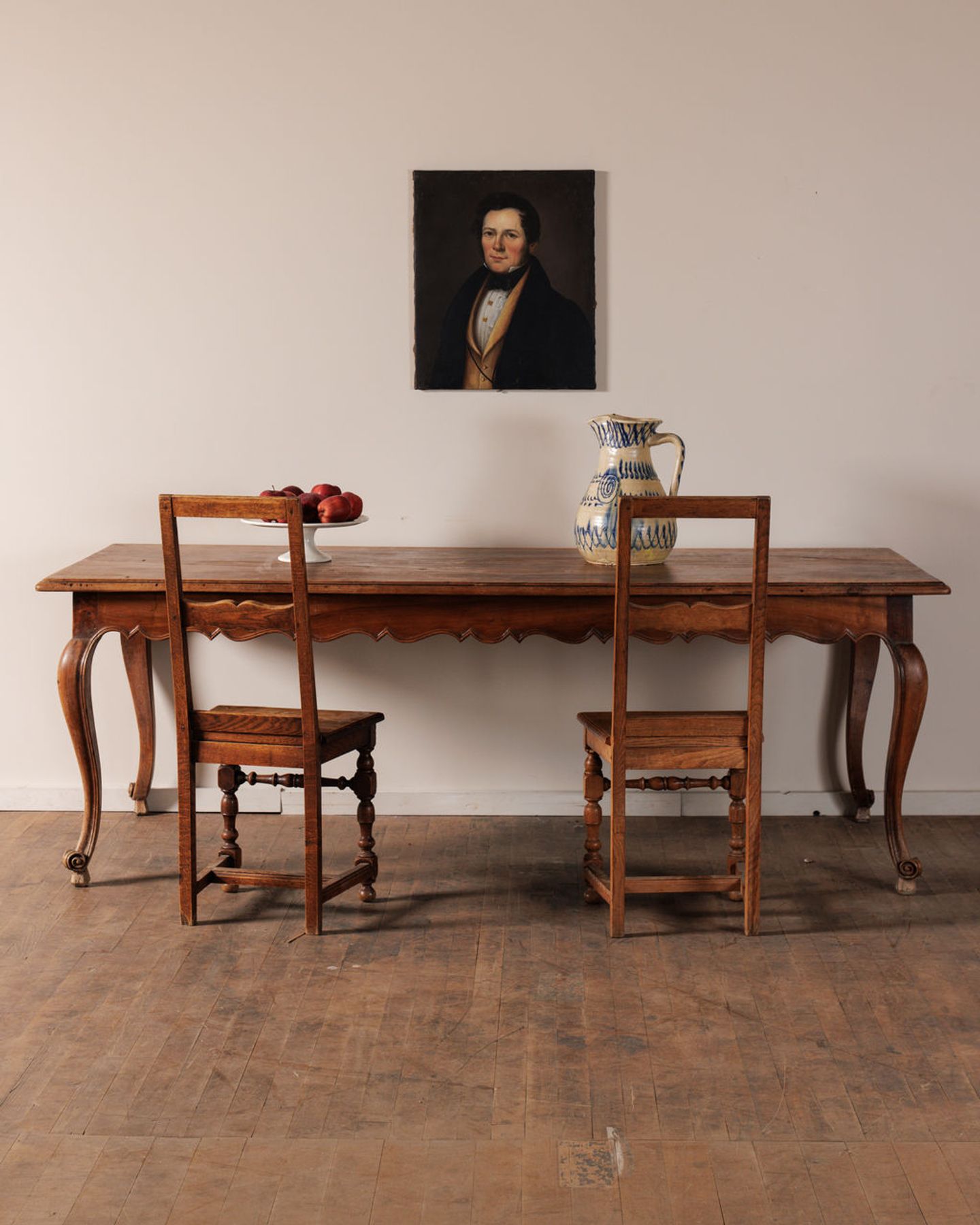 Scallop Dining Table