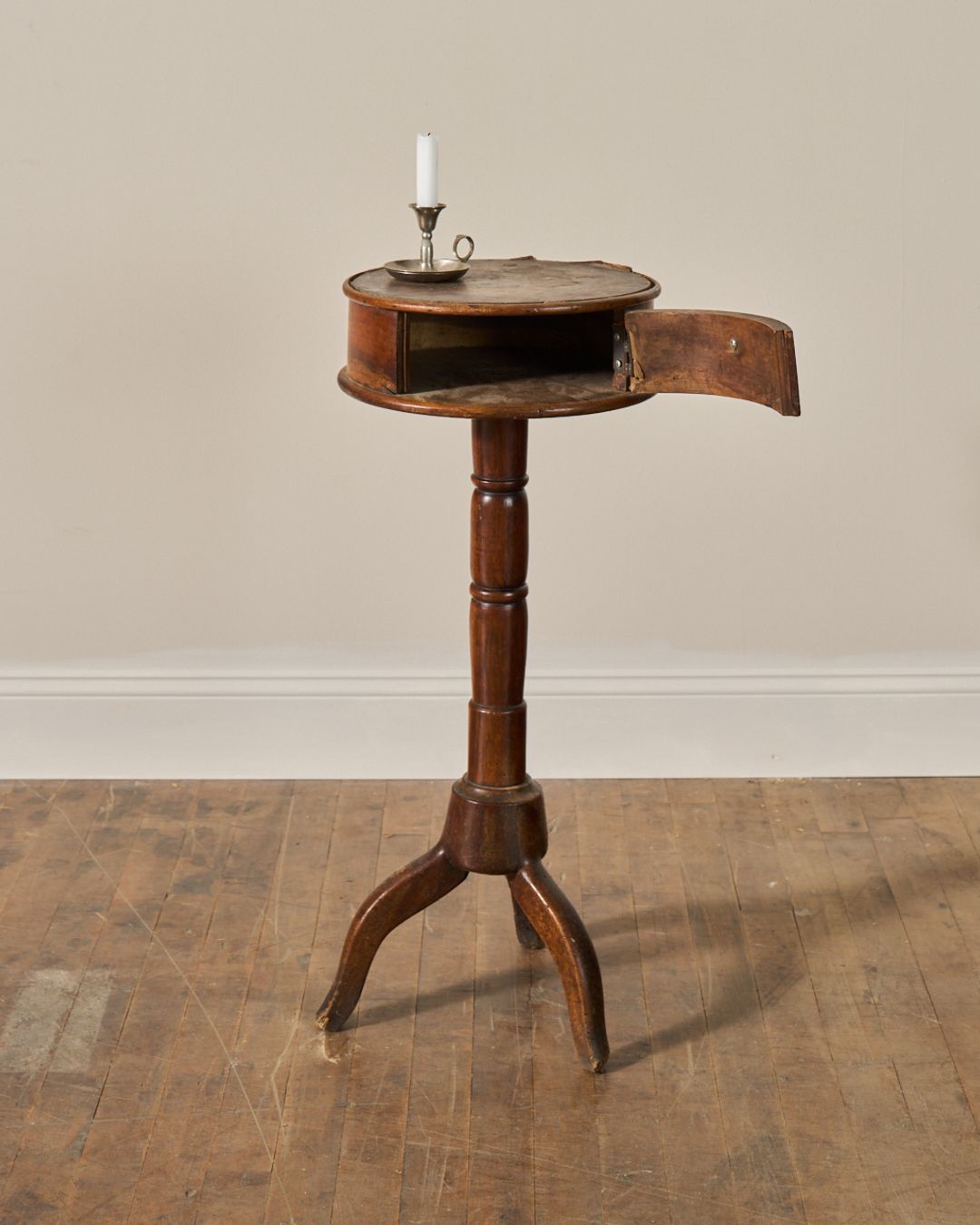 Rare Pedestal Table