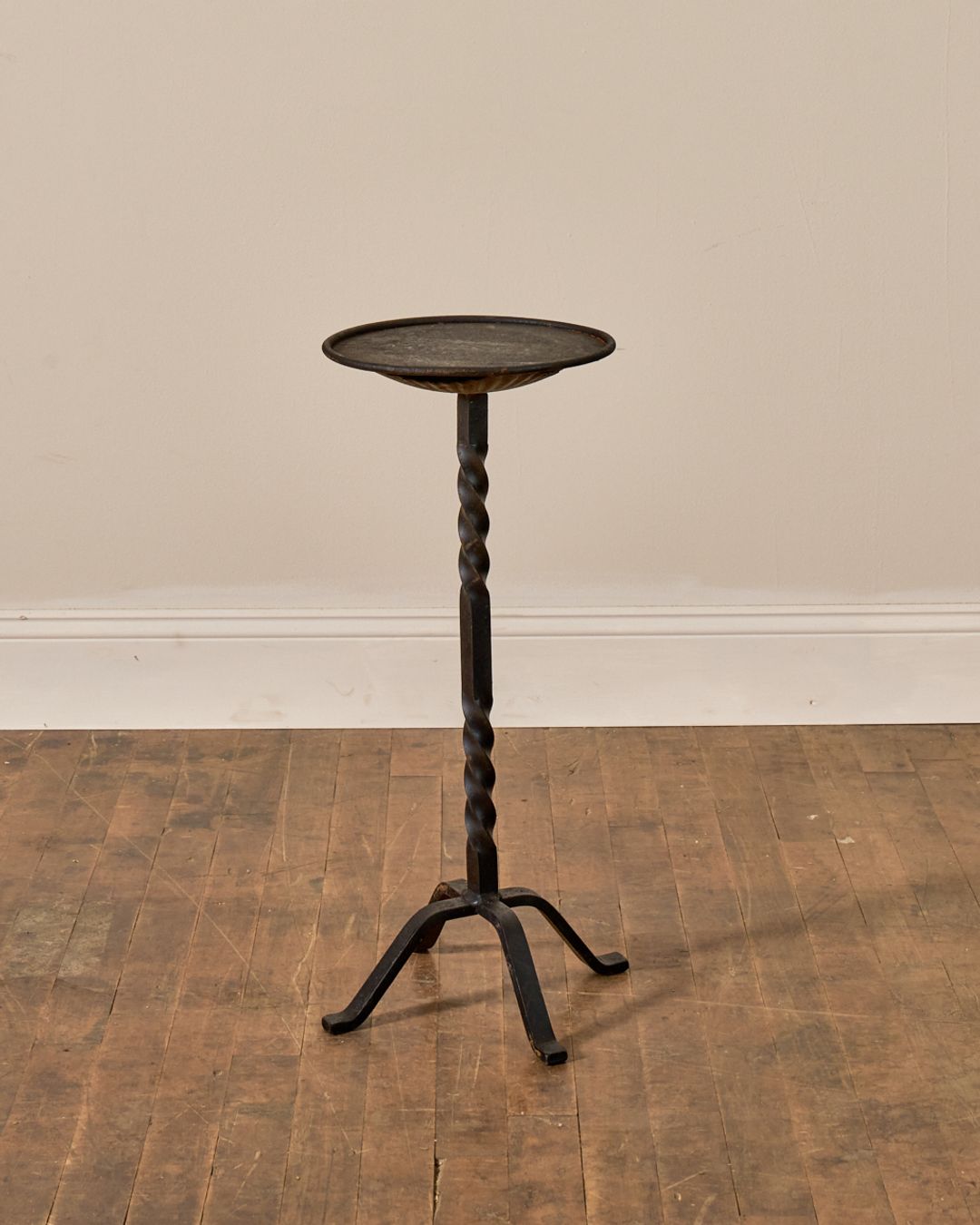 Spanish Martini Table