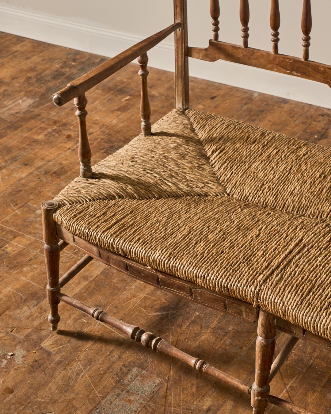 Provencal Rush Bench
