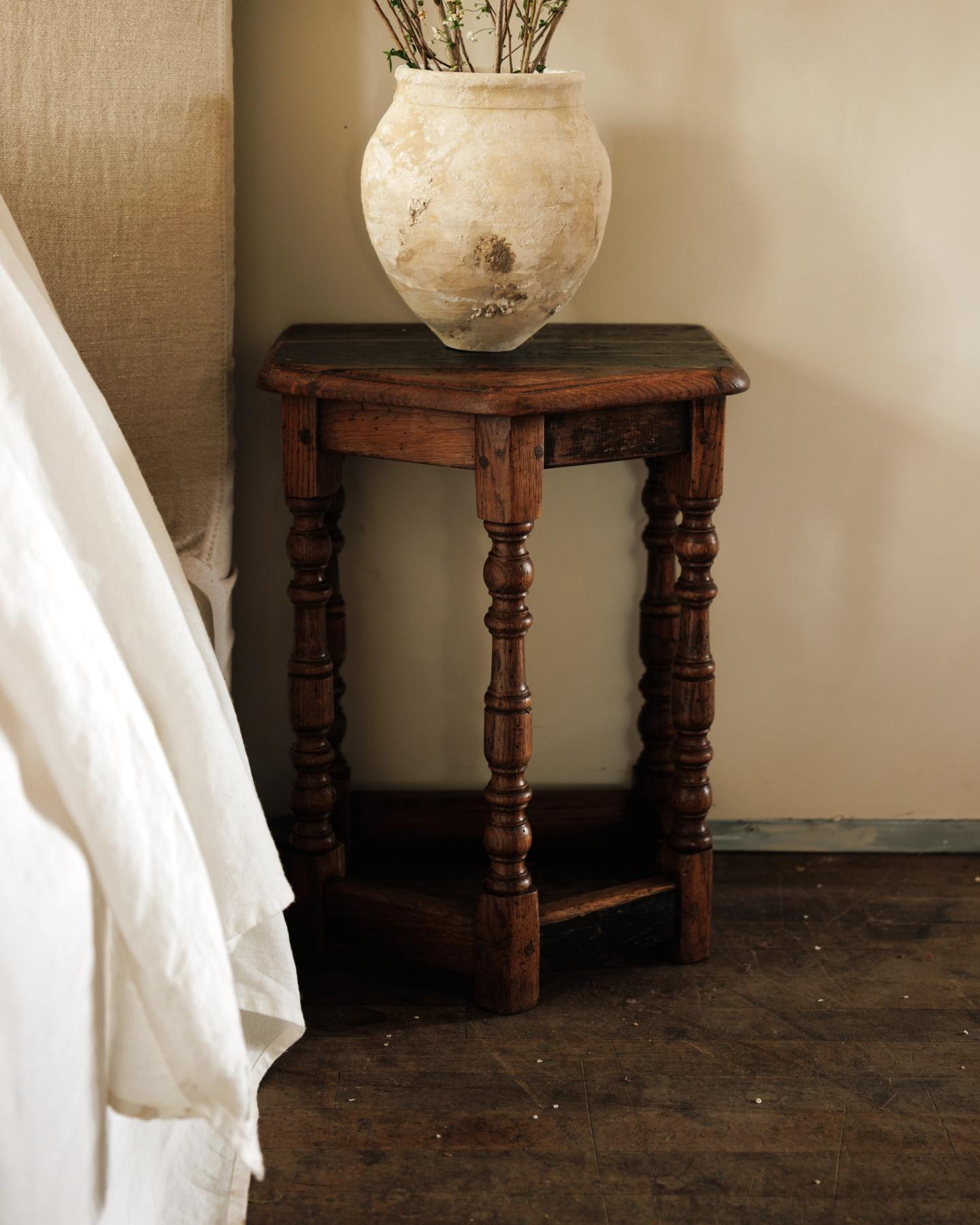 Antique Cantor Side Table