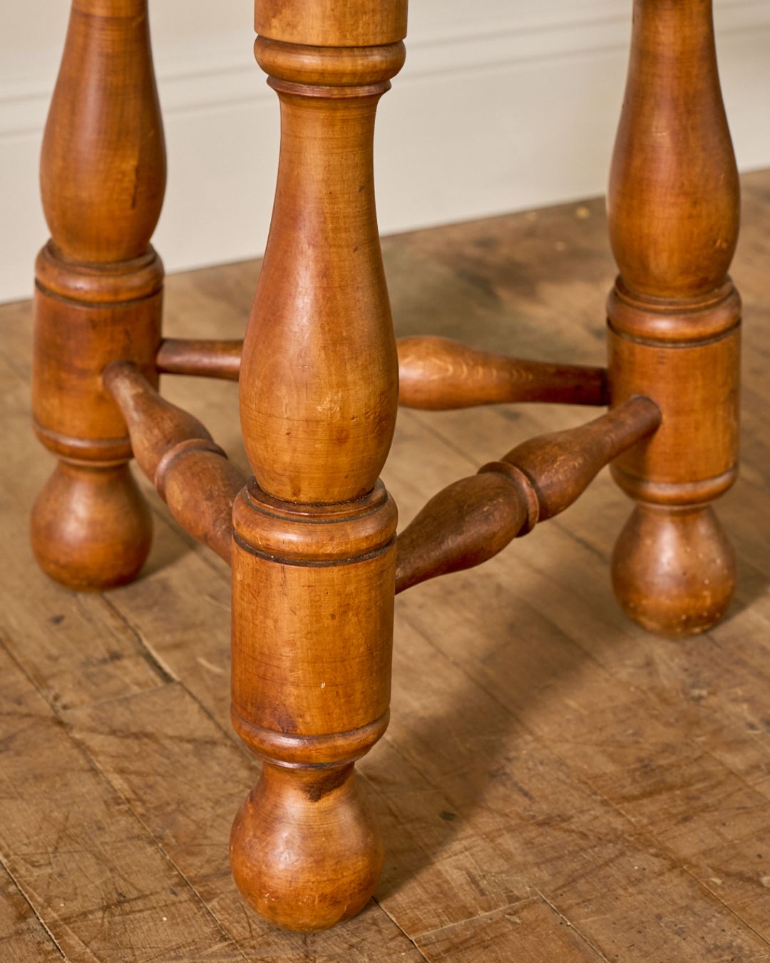 Triangle Rush Stool