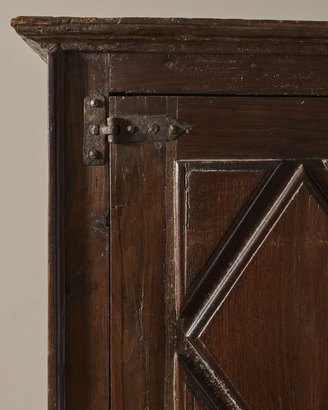 18th c. Portuguese Cabinet