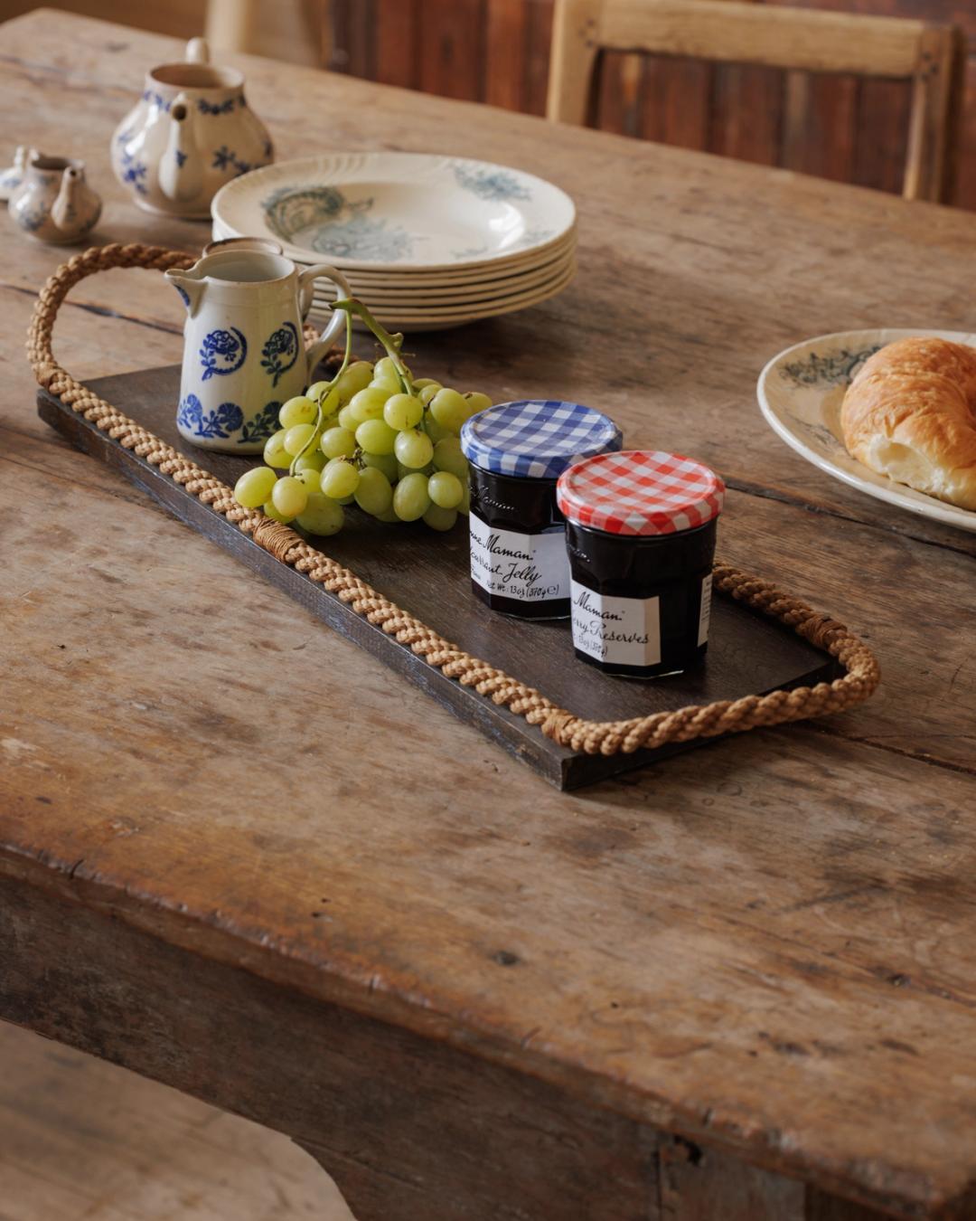 Saint Uze Tea Set