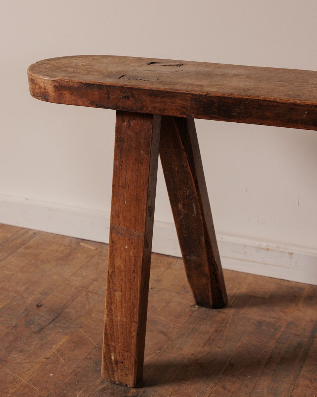 Petit Bench