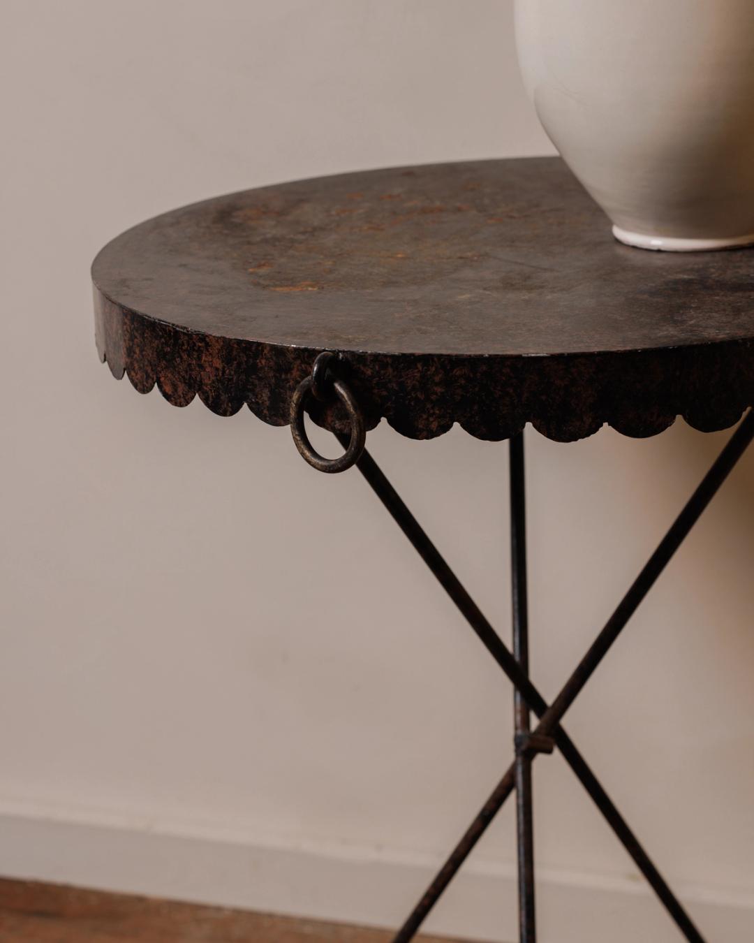Scallop Garden Table