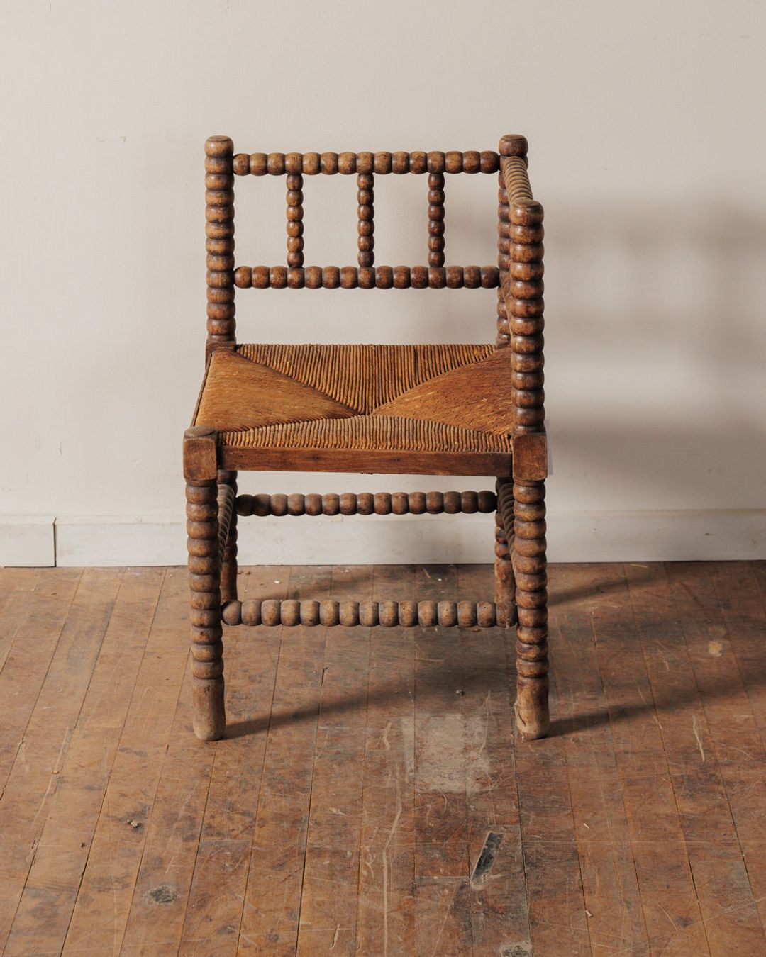 Corner Bobbin Chair