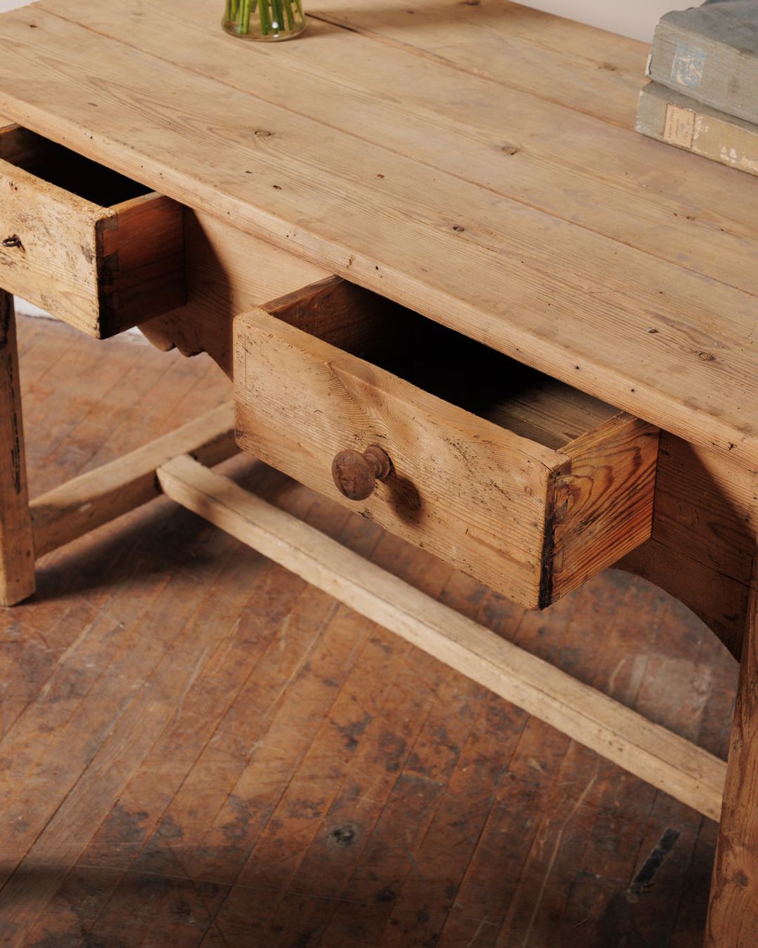 Primitive Desk