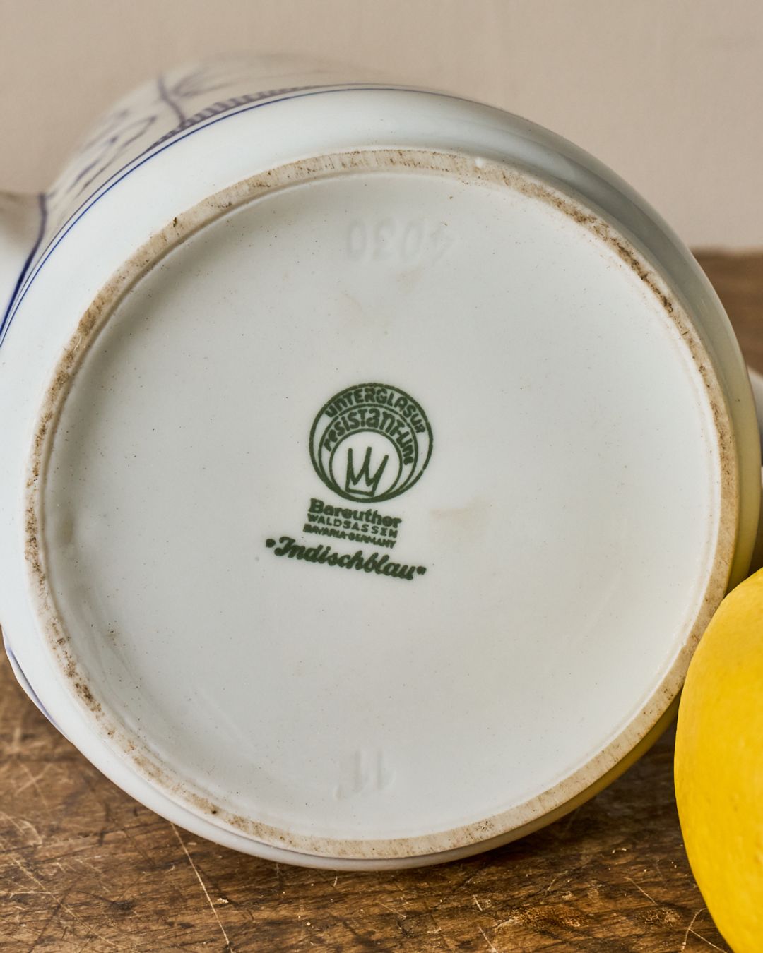 Saint Uze Teapot