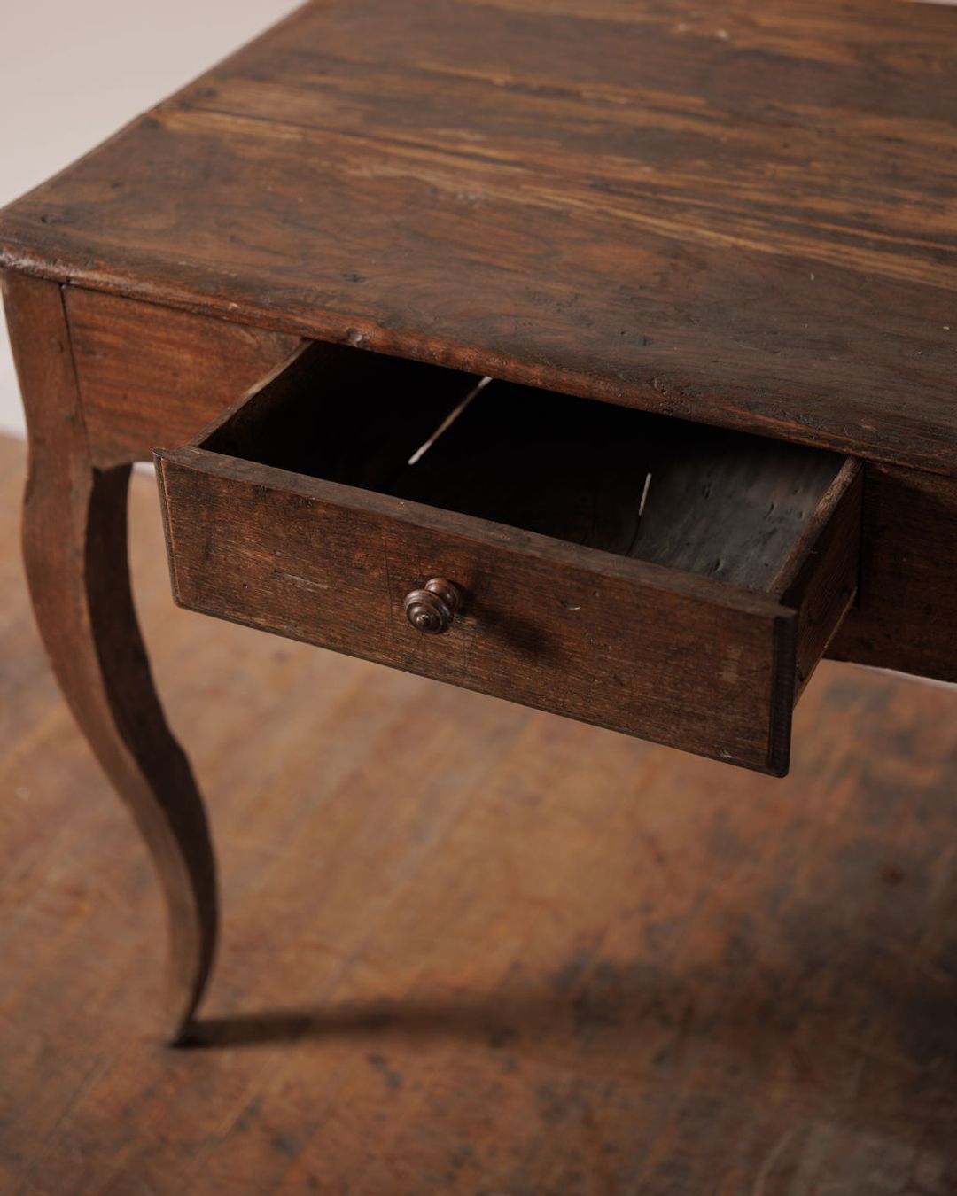 Petit Desk