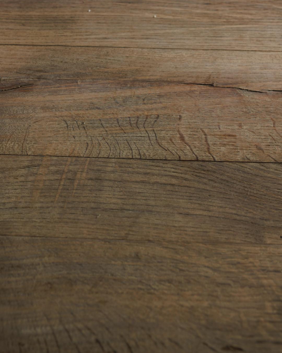 Scalloped Oak Farm Table