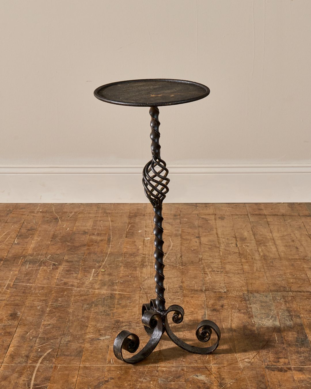Spanish Martini Table