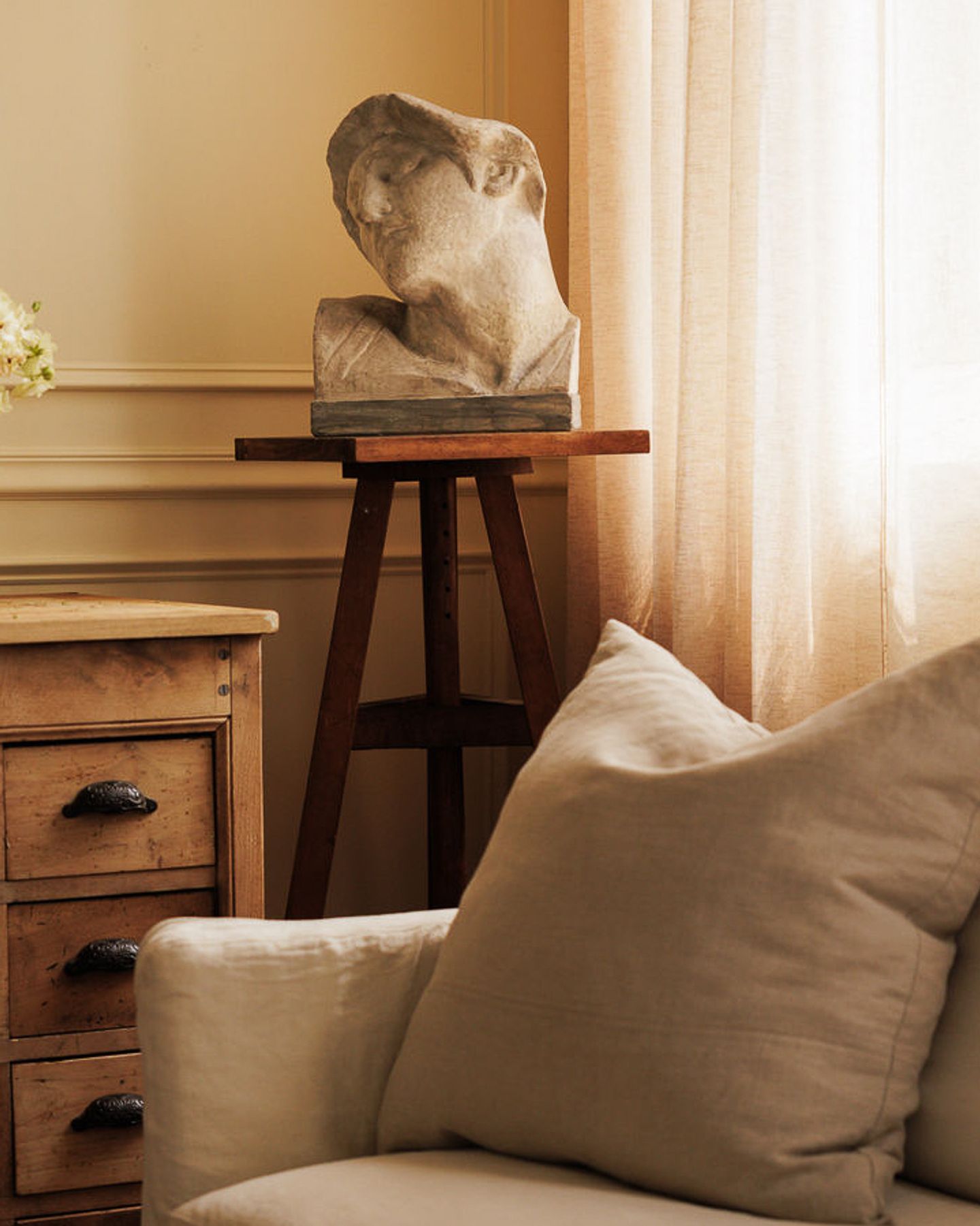 Rare Sculptors Stool